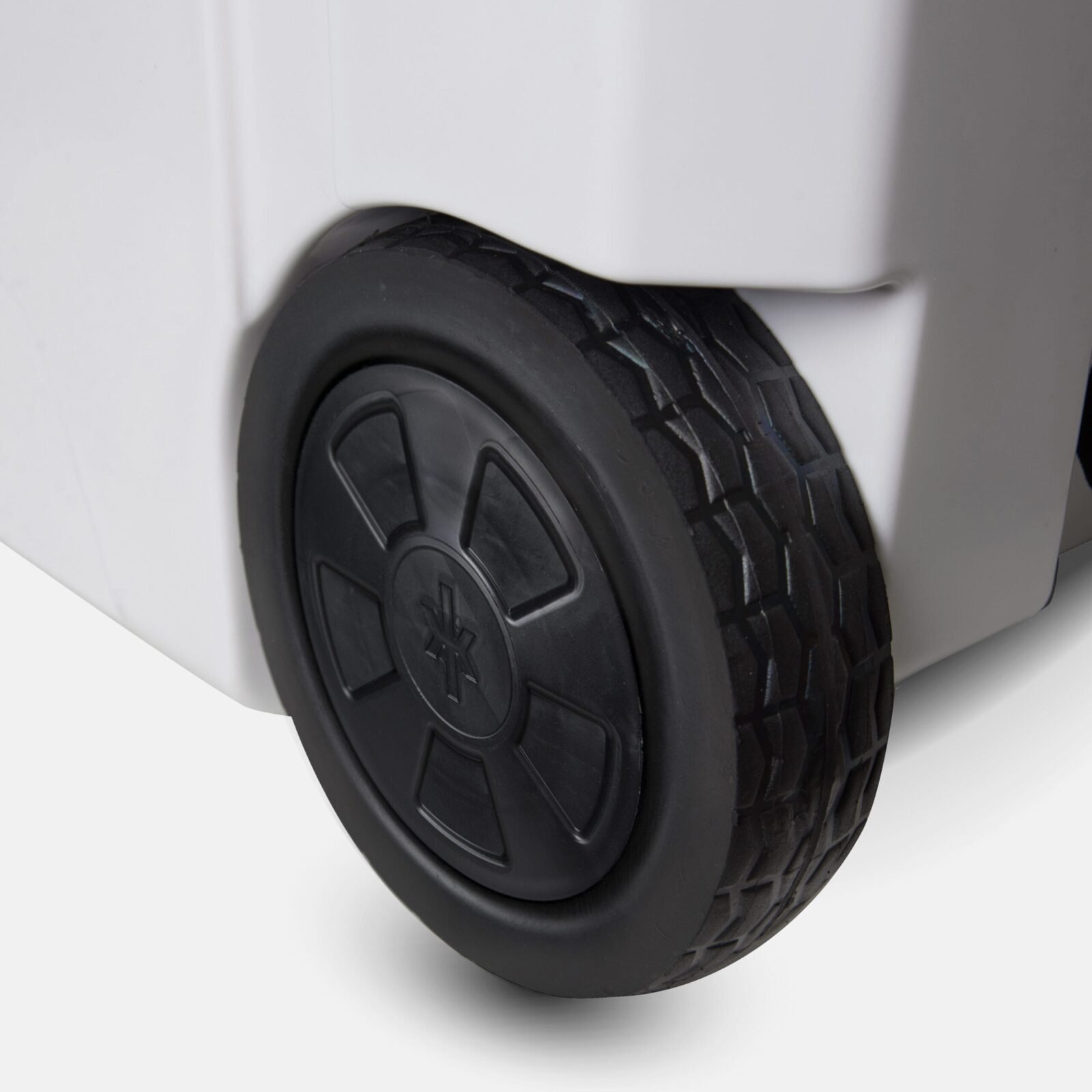 ZULKI - Conservadora con Ruedas 65QT - Blanco Nieve
